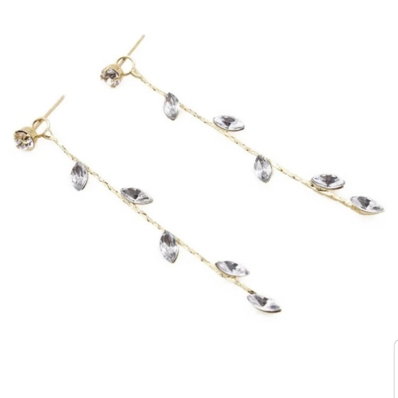 *Dawn* Leaf Rhinestone earrings - Picture 2 of 6